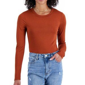 JUST POLLY Juniors' Crewneck Long-sleeve Bodysuit In Cinnamon Stick